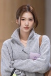어제자 사나 미모.jpg - 연예이슈 수다방 - 네모판 어제자 사나 미모.jpg