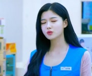 SBS 새 금토드라마 편의점 샛별이 속 김유정.gif - 연예이슈 수다방 - 네모판 SBS 새 금토드라마 편의점 샛별이 속 김유정.gif