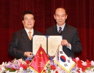 우근민 지사, 중국관광객 유치 업무협약 체결 - 제주환경일보 우근민 지사, 중국관광객 유치 업무협약 체결