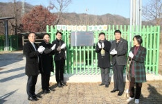 전주시 민관협력 7호 시민햇빛발전소 가동, 색장동 고덕생활축구장 주차장에 99kW 발전소 준공, 1~7호 시민햇빛발전소 연간 400톤 이산화탄소... 