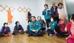 진병영 함양군수, 유림면에서 설 연휴 대비 현장 행정 | 뉴스로