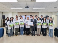 고양시 토당청소년수련관, 더자인병원과 의료용품 전달식 개최 | 뉴스로