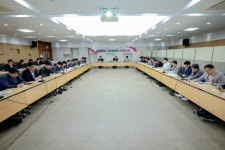 고양국제꽃박람회 D-2, 이동환 시장, “세계인의 축제 꽃박람회…방문객 편의․안전사고 대비 철저해야” | 뉴스로