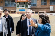 윤환 계양구청장, 학생들의 안전하고 쾌적한 교육 환경 조성 위해…관내 중학교 3곳 방문 | 뉴스로