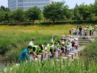 건강한 하천, 한국전력기술과 율곡동이 함께 만들어요 | 뉴스로