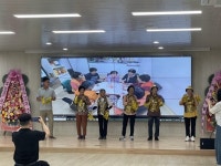 김천시 아포읍, 국사1리 어르신들이 참여한 ‘라디오스타 어르신 특집’ 성과 발표 | 뉴스로