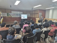 괴산군 치매안심센터, 치매안심마을 대상 ‘후마네트 인지운동 프로그램’ 운영 | 뉴스로