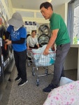 군산시 구암동 주민자치위원회, 수해 피해 입은 소외계층 긴급 빨래 봉사 펼쳐 | 뉴스로