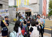 미추홀구, 용일초·도화초에서 ‘어린이 교통안전 캠페인’ 펼쳐 | 뉴스로