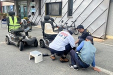 영암 미암면, 장애인 보조기구 안전 점검·수리 | 뉴스로