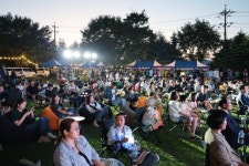 2025년 제4회 청도군 청년의 밤, 청년들의 미래를 그리다 | 뉴스로