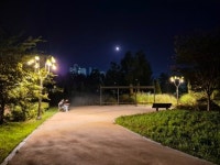 수원시 팔달구, 서호꽃뫼공원 디자인 공원등 설치 | 뉴스로