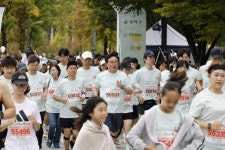 진교훈 강서구청장, 2,600여 명과 함께 ‘제3회 강서 허준런’ 뛰어 | 뉴스로