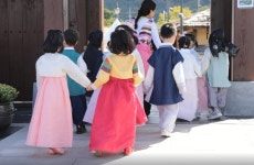 세종의 숨결로 물든 청주, 세종대왕과 초정약수축제 성료 | 뉴스로