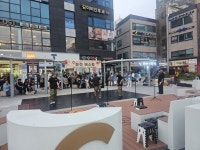 창전동 주민자치회, 문화로 하나 되는 ‘창전버스킹’ 성료 | 뉴스로