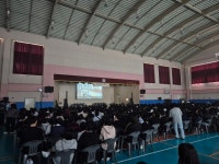 우리학교 홍보 영상은 드론으로 우리가 직접 만들어요! | 뉴스로