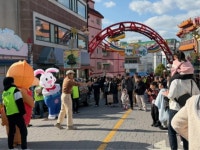 송월동 동화마을에 활력 불어넣은 거리 공연‥방문객 체류 확대 이바지 | 뉴스로