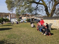 괴산군 청안면 생활개선회, 청안동헌(안민헌) 환경정비 나서 | 뉴스로