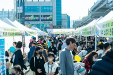 신원씨;이사베이구미 | 대경선 따라 열린 ‘바이구미 페스티벌’ 3만여 명 모으며 성료 | 뉴스로