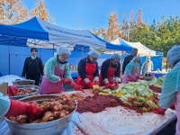 율곡동 새마을부녀회, 사랑의 김장 나눠요 | 뉴스로
