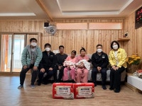 고창군 아산면 용장마을, 쌍둥이 울음소리에 축하 물결 | 뉴스로