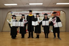 상주시, 2025년 경북도민행복대학 상주캠퍼스 명예학위 수여식 성료 | 뉴스로