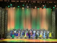 청주시립합창단, ‘겨울엔뮤지컬’ 공연에 고려인 가족 초청 | 뉴스로