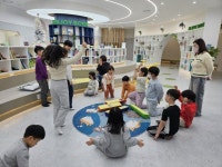아이 맡길 곳 걱정 없는 도시로…구미, 올해 돌봄 예산 2,235억 투입 | 뉴스로
