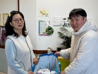 장수군, 감염취약계층에 방역물품 지원 | 뉴스로