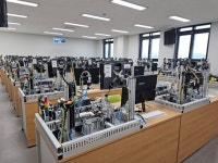 한국폴리텍대학 로봇캠퍼스, ‘풍산’ 취업 성공한 유용재 졸업생 사례 화제 | 뉴스로