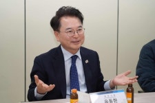 육동한 시장, 시‧도 보훈회관 찾아 새해 첫 보훈 행보 | 뉴스로