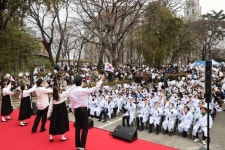 대구 중구, 제107주년 3.1절 기념 만세운동 재현행사 개최 | 뉴스로