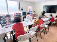 아산시 송악면 행복키움추진단, 의료 사각지대 없앤다…통합돌봄 ‘건강상담 마을케어’ 진행 | 뉴스로