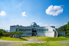 별빛 쏟아지는 ‘국토정중앙천문대 야영장’본격 개장 | 뉴스로