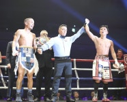 初防衛失敗の岩田翔吉「これで勝てるのかと…」サンティアゴに敗戦し落胆の色隠せず／一問一答 - ボクシング写真ニュース : 日刊スポーツ