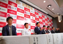 【出雲駅伝】初の２年連続３冠懸かる駒大、箱根２位中大がＶ候補筆頭　青学大、国学院大も層厚い - 陸上写真ニュース : 日刊スポーツ