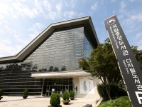 디지털도서관 1문(B3층)입구