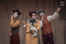 공연소개 | 국립극단 스카팽(2022)