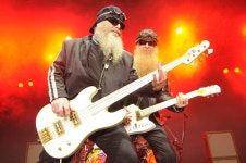 Fall brings a number of fun events to Atlantic City, including beer festivals and concerts with ZZ Top and Madonna – New York... 