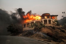 Prince’s vault ordered to stay put despite family’s request to move it due to California wildfires – New York Daily News... 