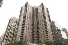 Upper East Side building made famous by TV’s ‘The Jeffersons’ leaves residents wheezy over shoddy renovations – New York... 