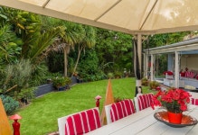 Greenhithe 발리의 정원과 집 > 부동산 매매 | 뉴질랜드 코리아 포스트 :: 뉴질랜드 교민을 위한 커뮤니티 Greenhithe 발리의 정원과 집