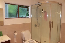 Glenfield 쇼핑몰 아래에 있는 햇볕 잘드는 2층 Flat mate 초대합니다... Glenfield 쇼핑몰 아래에 있는 햇볕 잘드는 2층 Flat mate 초대합니다