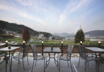 펜션거제하우스&카페마루