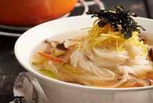 중동국수