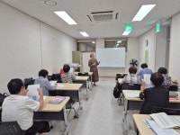 포토갤러리 - [2025년 성인문해교실] 초등2단계 진부도서관교실 상세화면 | 평창군 평생학습관 > 열린마당 > 포토갤러리 평창군입니다. 평창행정