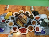 평창군입니다. 알뜰장터 - 엄스키친 저녁 생선구이 차림상입니다. 상세화면 | 평창읍 > 주민과 함께 > 알뜰장터 평창군입니다. 평창행정