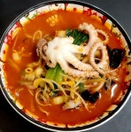 평창군입니다. 알뜰장터 - 뜨끈하고 칼칼한 맛있는 짬뽕은 역시~섶다리짬뽕!! 상세화면 | 용평면 > 주민과 함께 > 알뜰장터 평창군입니다. 평창행정