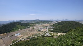 봉화산에서 찍은 봉하마을 - 팝코넷 | 팝게&톡 이슈게시판 봉화산에서 찍은 봉하마을