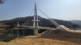 현재 양구 상무룡 출렁다리 - 팝코넷 | 자유게시판 현재 양구 상무룡 출렁다리